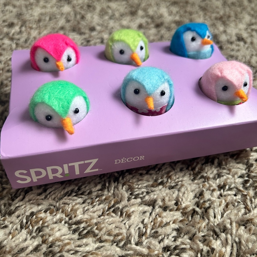 Spritz Felt Bird Décor Set – 6 Colorful Mini Birds – New